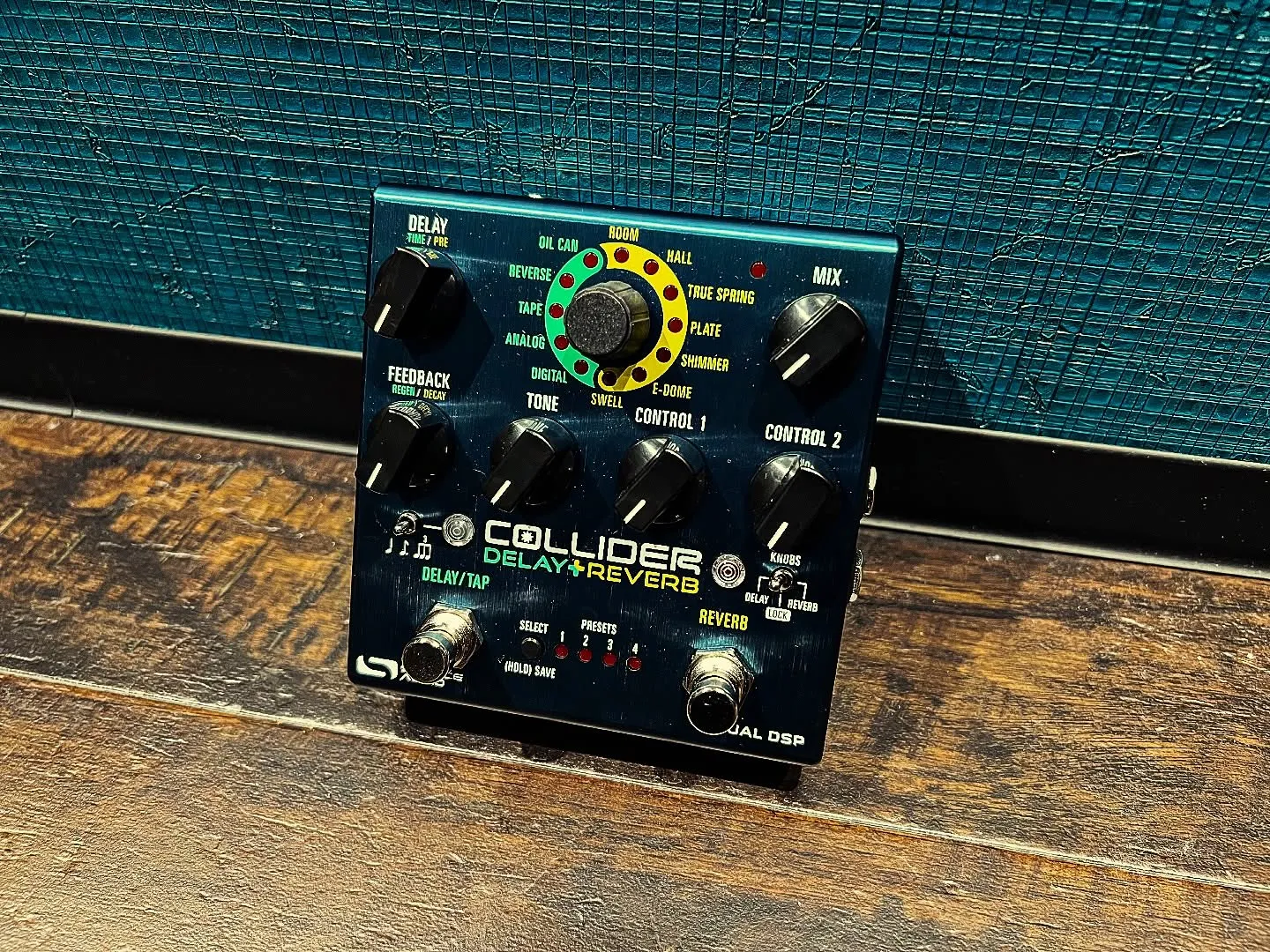 SOURCE AUDIO COLLIDER Delay & ...