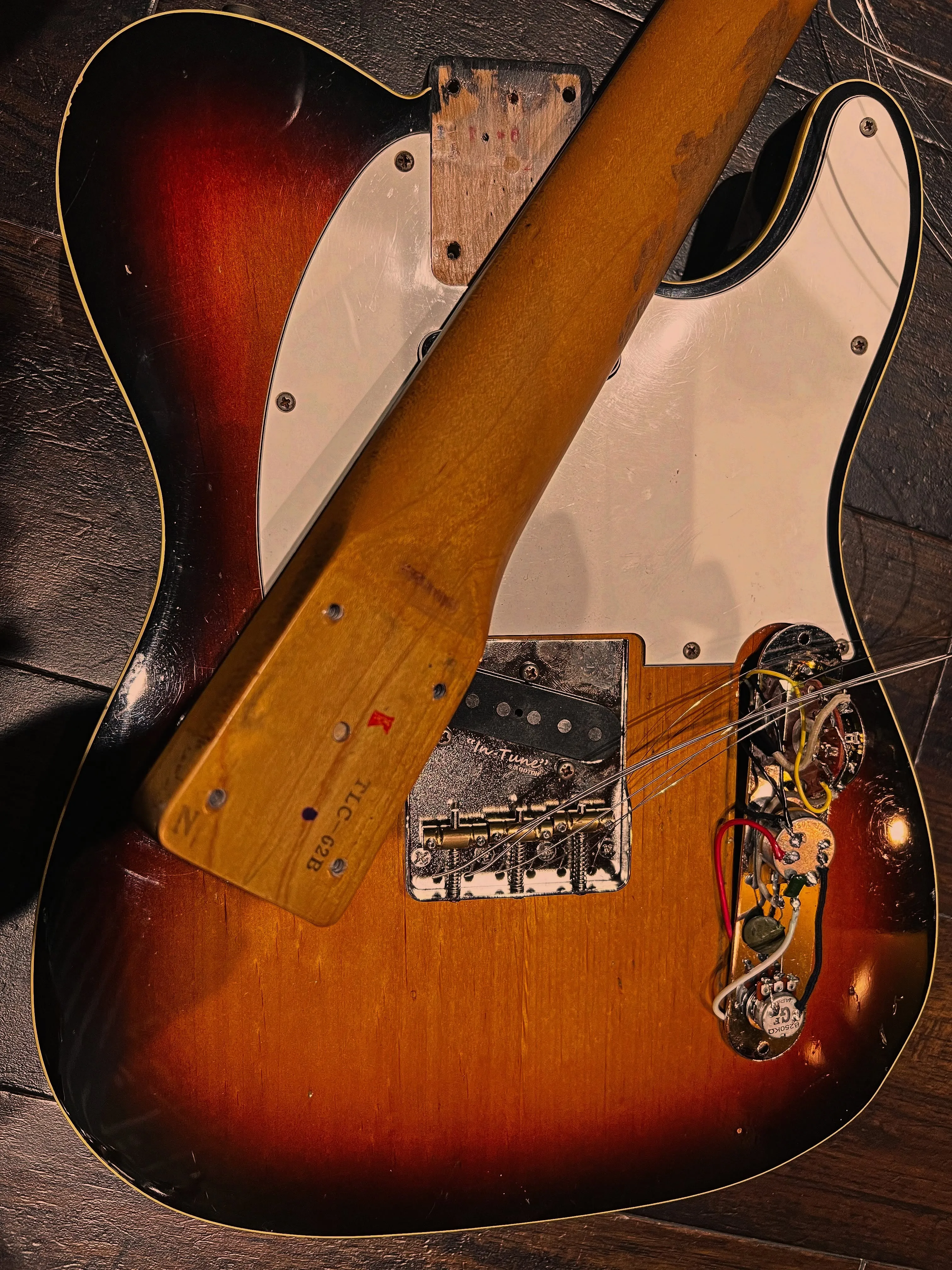 Fender Japan Custom Telecaster...